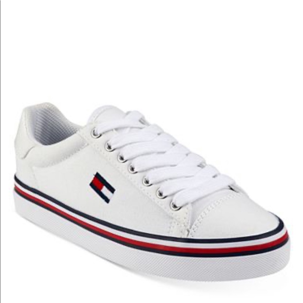 Tommy Hilfiger Women's Fressian Lace-Up Sneakers